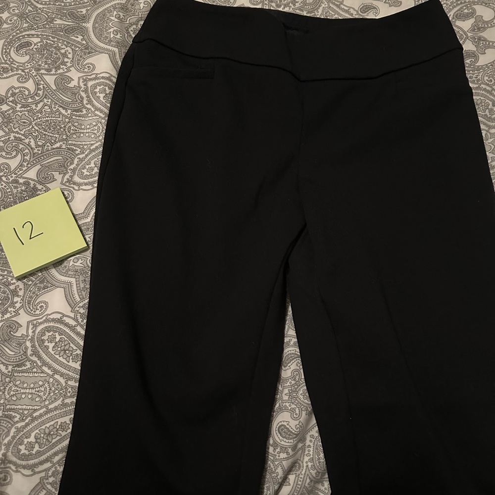 New York and Company stretchy dress pants size M